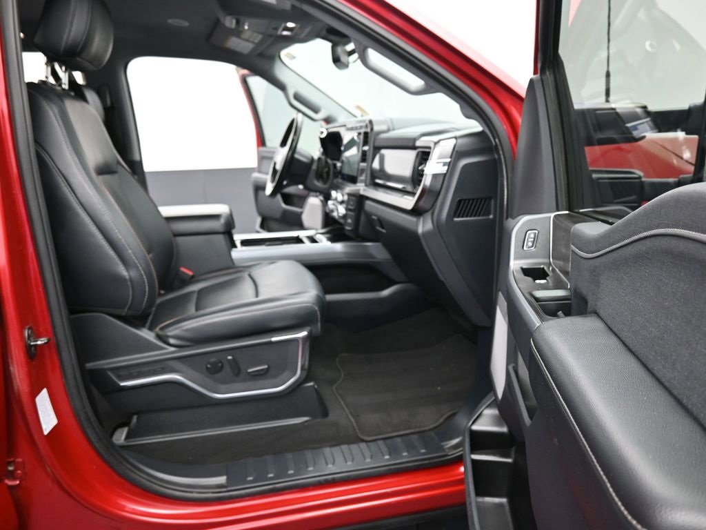 Used 2024 Ford F350 Lariat w/ Lariat Ultimate Package image 18