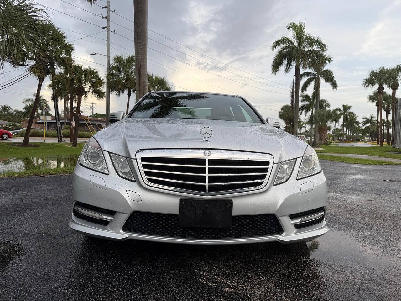 Used 2013 Mercedes-Benz E 350 4MATIC Sedan w/ Premium 2 Pkg image 8