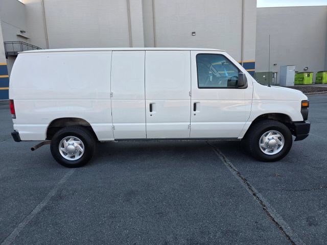Used 2011 Ford E-250 and Econoline 250 w/ PWR Group image 4