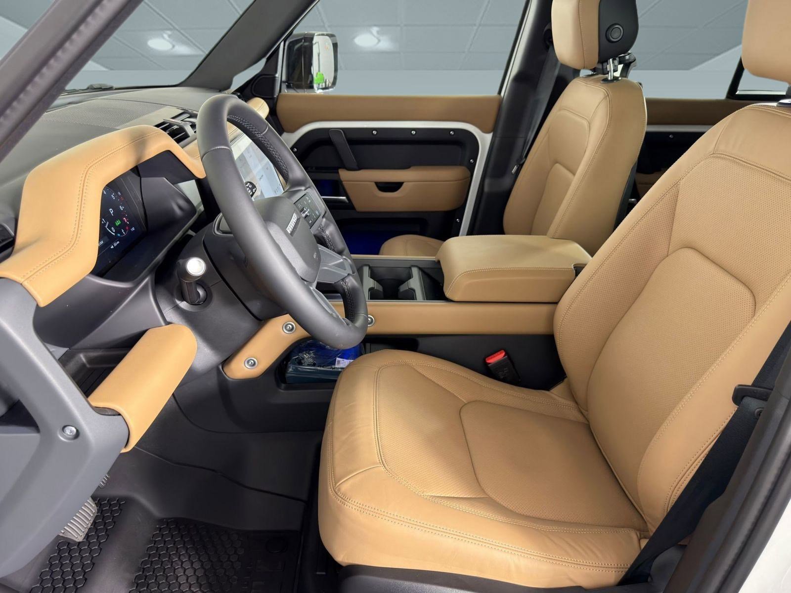 Used 2026 Land Rover Defender 110 S image 4