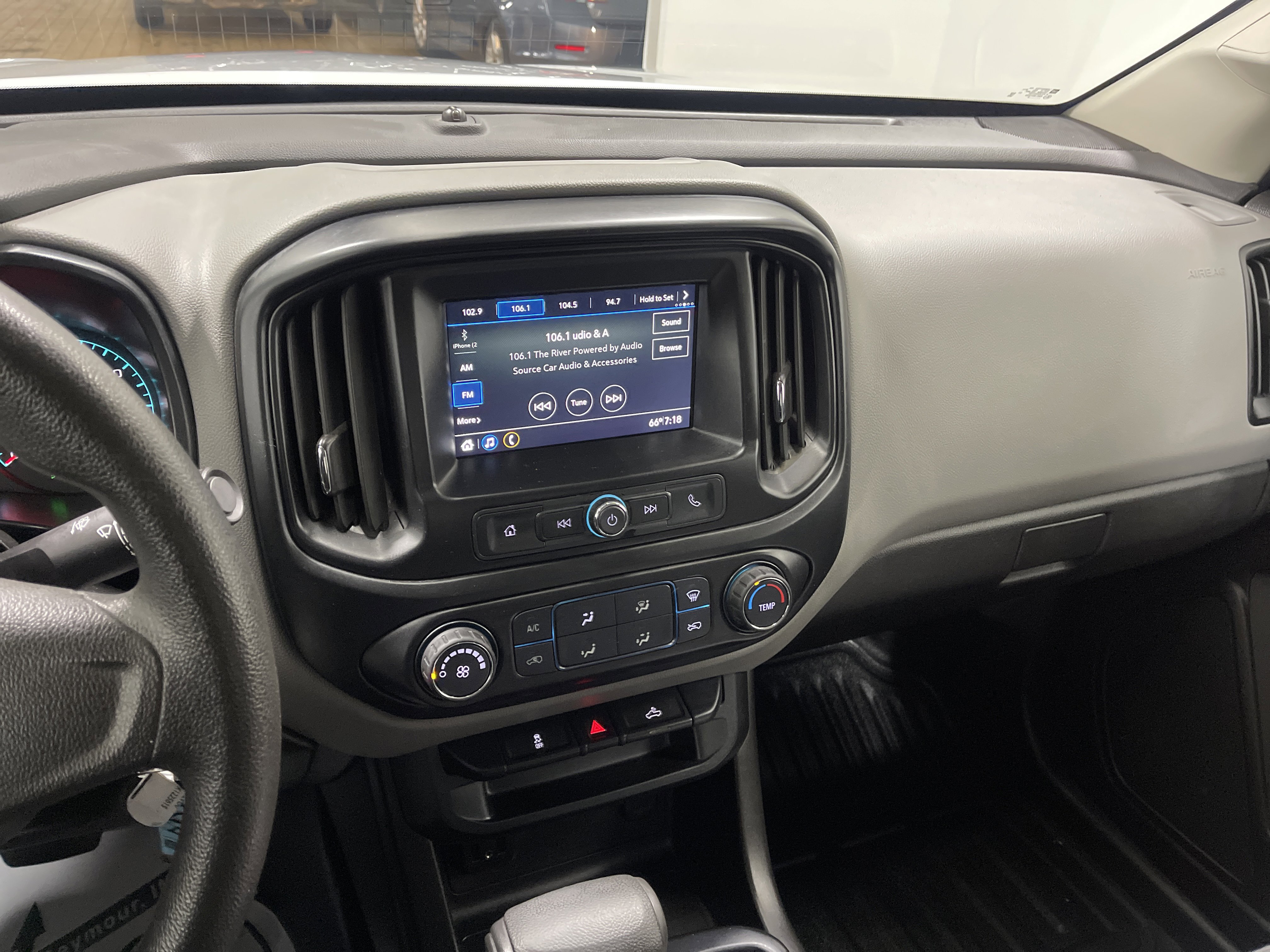 Used 2019 Chevrolet Colorado W/T image 27