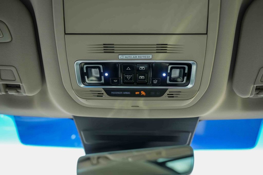 Used 2024 Lincoln Nautilus Reserve w/ Equipment Group 202A image 44