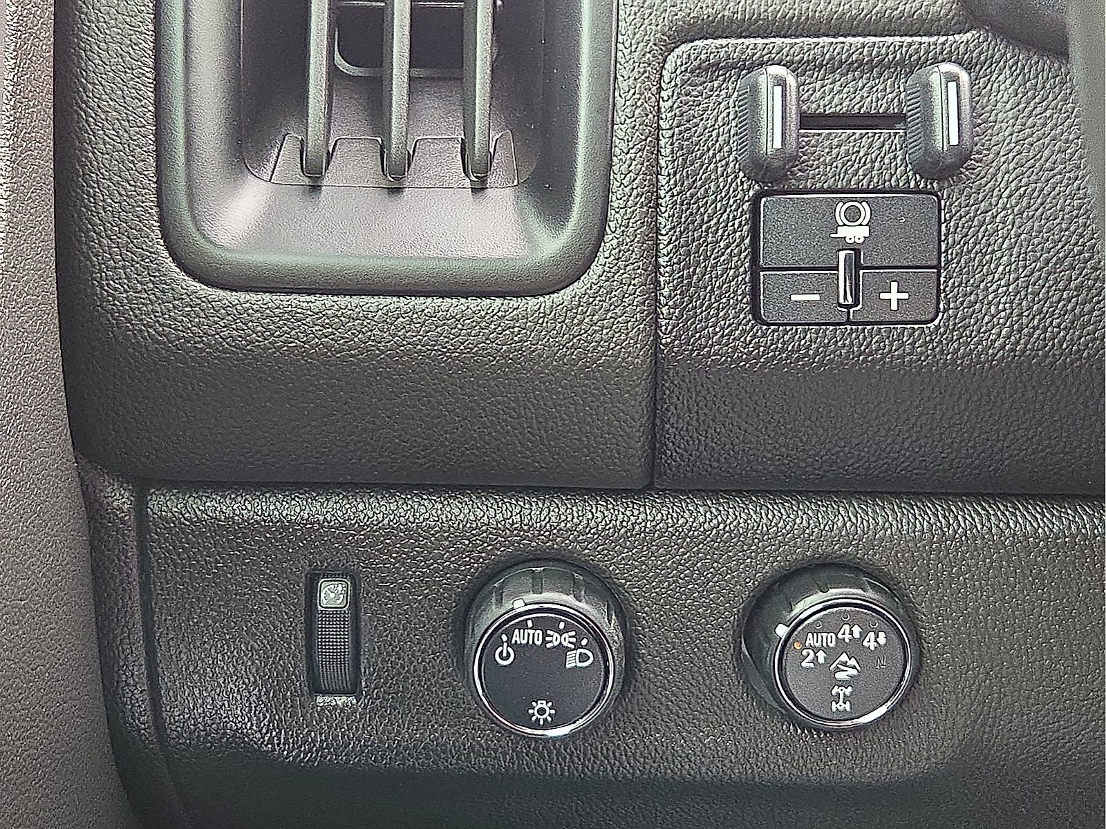 Used 2017 Chevrolet Colorado ZR2 AWD/4WD image 21
