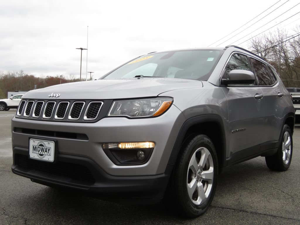 Used 2019 Jeep Compass Latitude w/ Popular Equipment Group AWD/4WD image 1