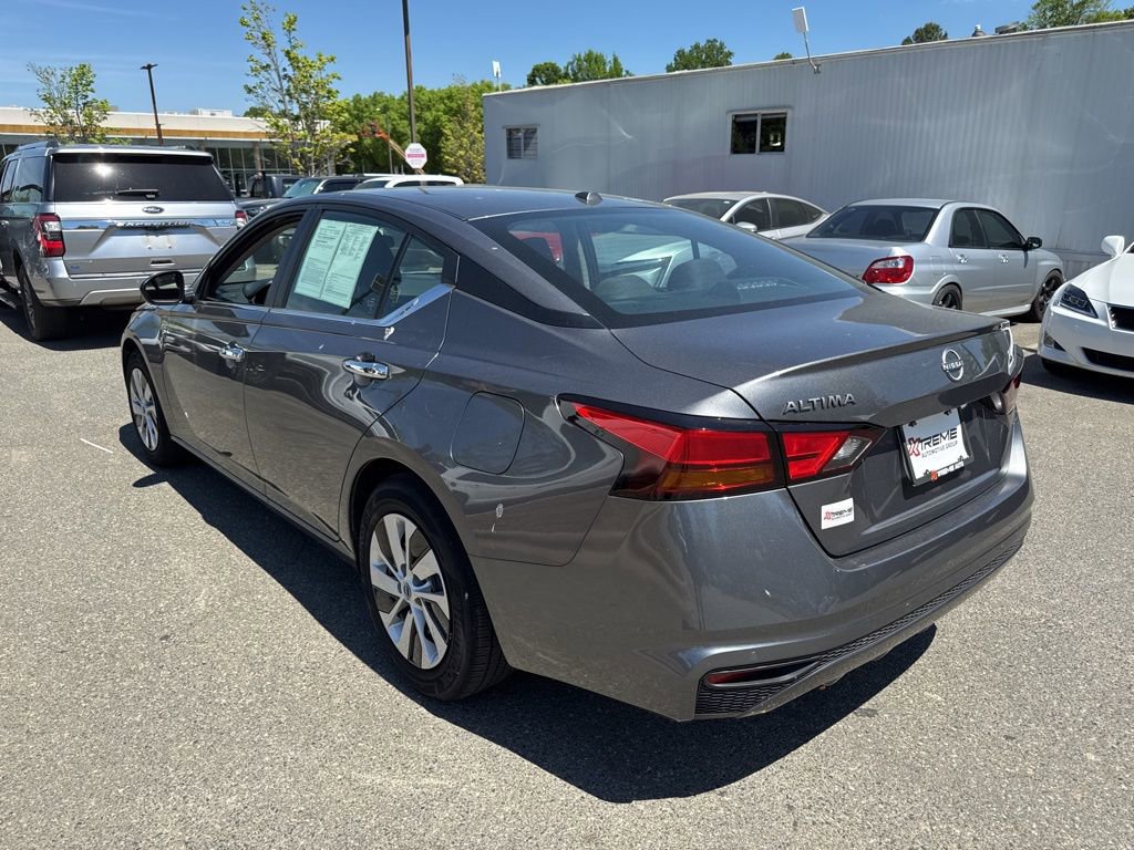 Used 2025 Nissan Altima 2.5 S image 5