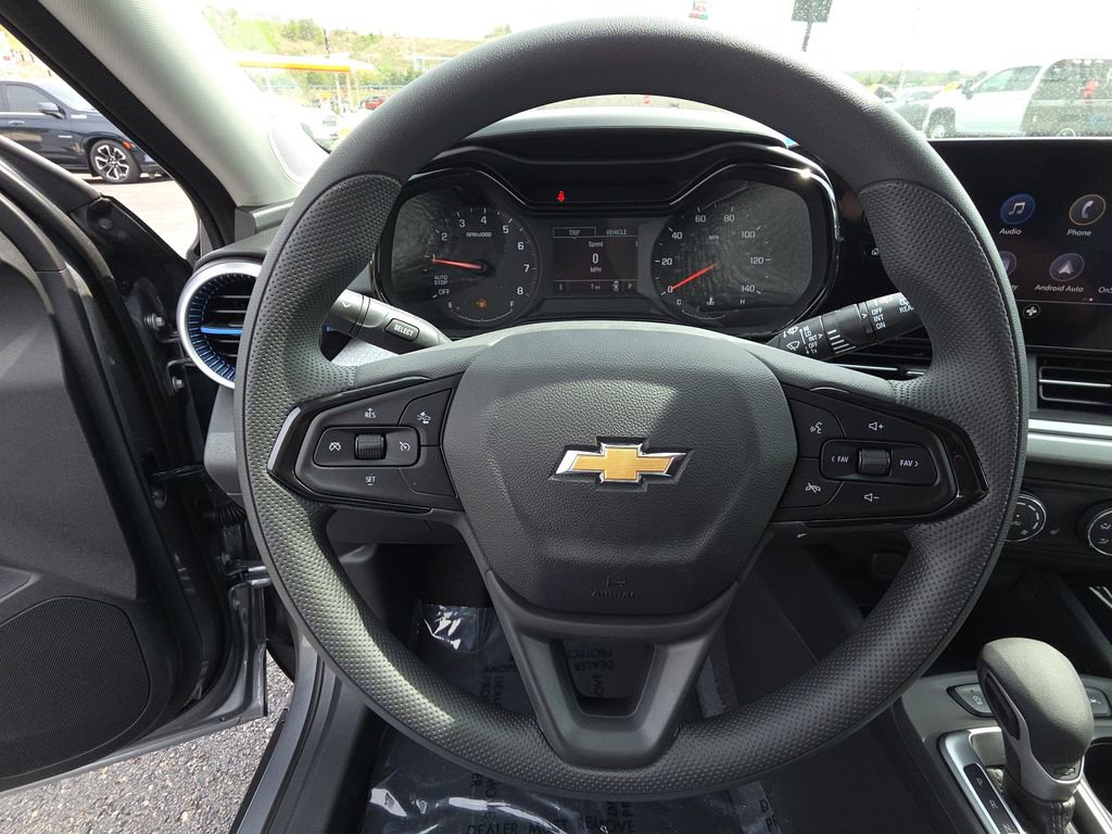 New 2026 Chevrolet Trax LS w/ LS Convenience Package FWD image 17