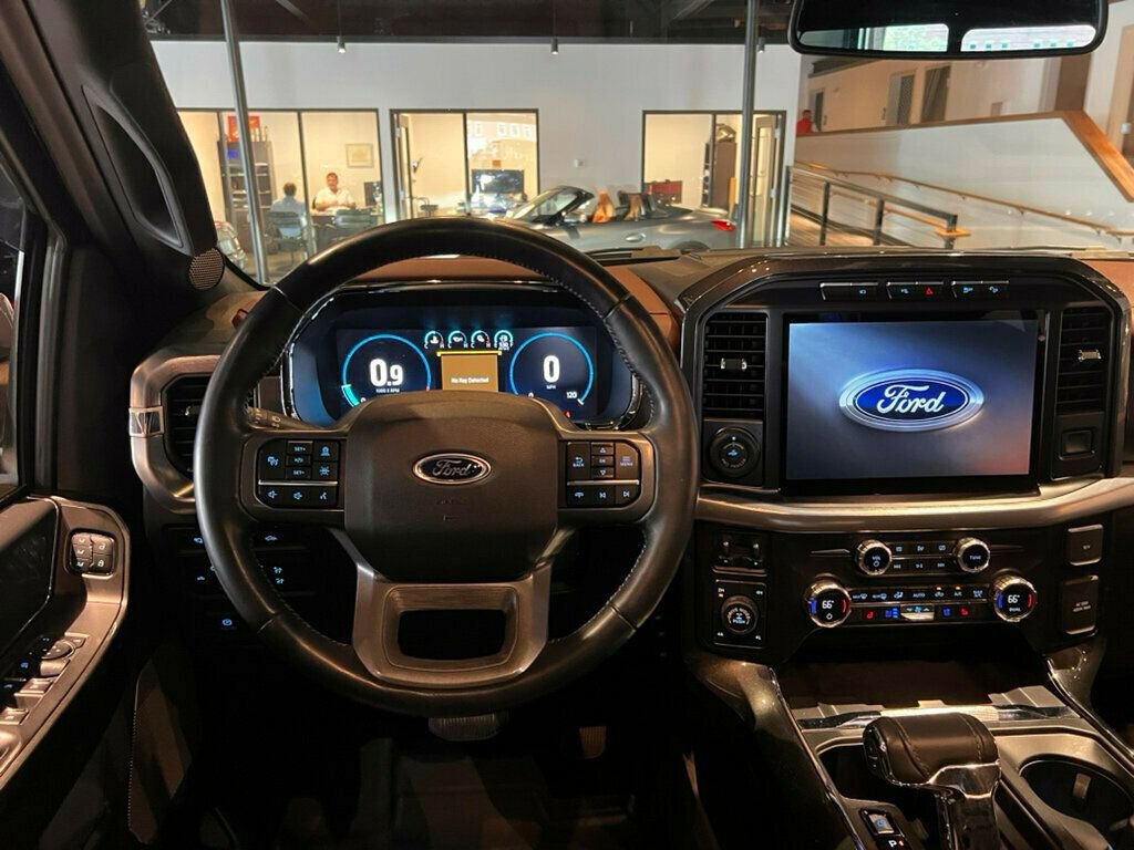 Used 2021 Ford F150 Lariat image 12