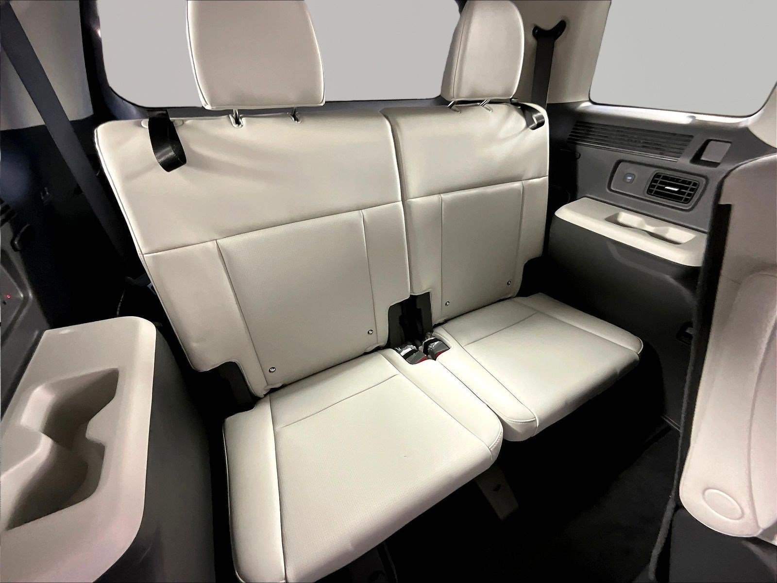 New 2026 Hyundai Santa Fe Calligraphy AWD/4WD image 21