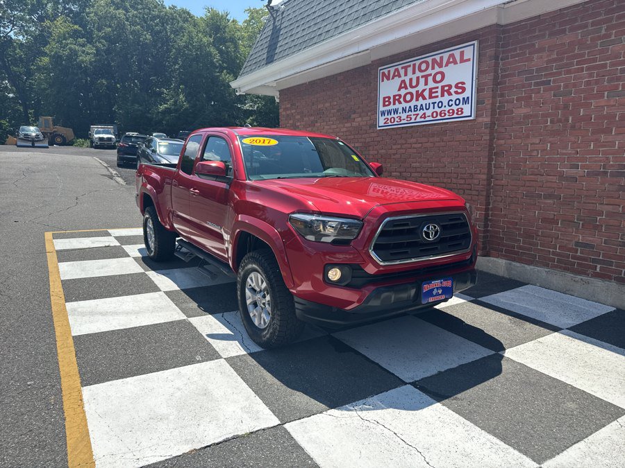 Used 2017 Toyota Tacoma SR5 w/ Tow Package AWD/4WD image 1