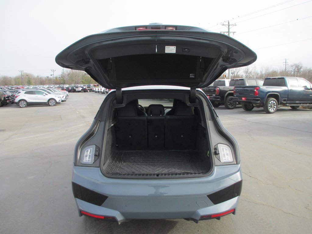 Used 2022 BMW iX xDrive50 w/ Premium Package image 7
