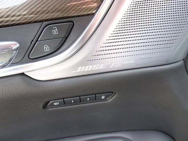 Used 2022 Cadillac XT6 Sport w/ Platinum Package image 16