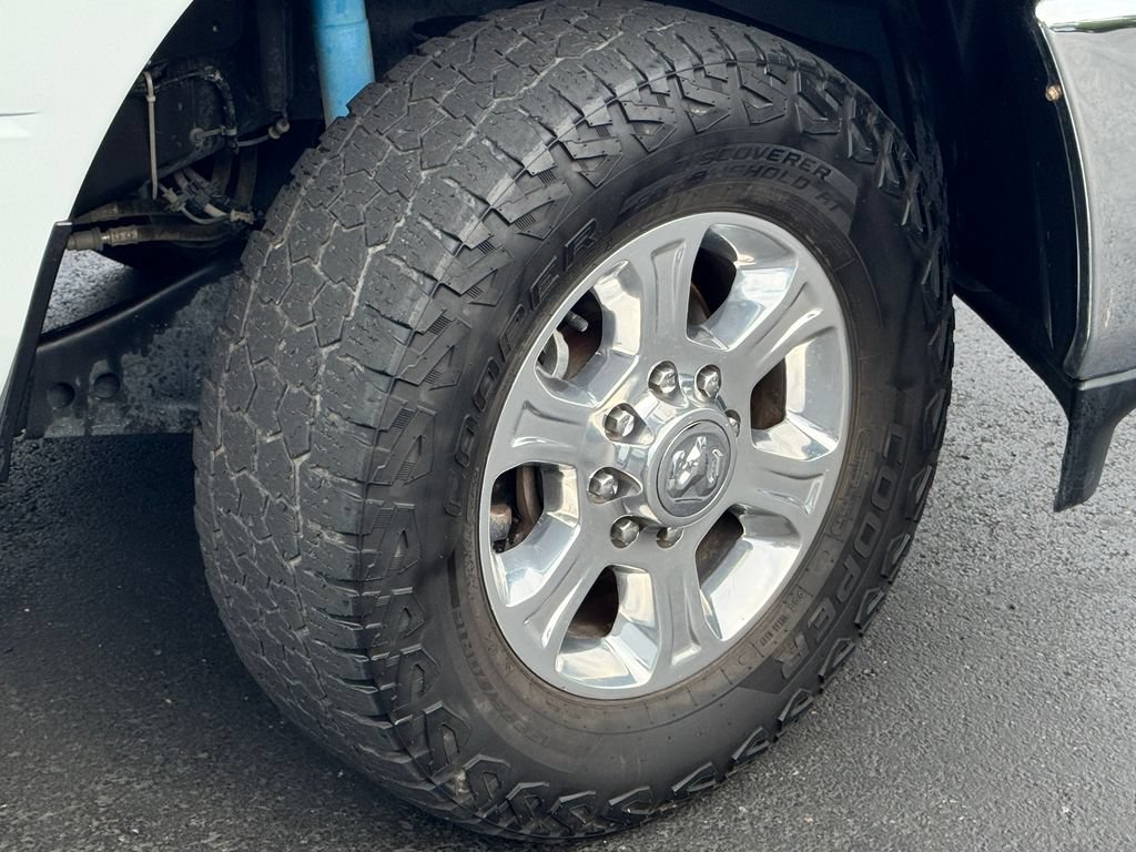 Used 2024 RAM 2500 Big Horn w/ Off Road Package AWD/4WD image 12