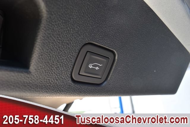 New 2027 Chevrolet Traverse LT w/ Sun and Wheel Package FWD image 9
