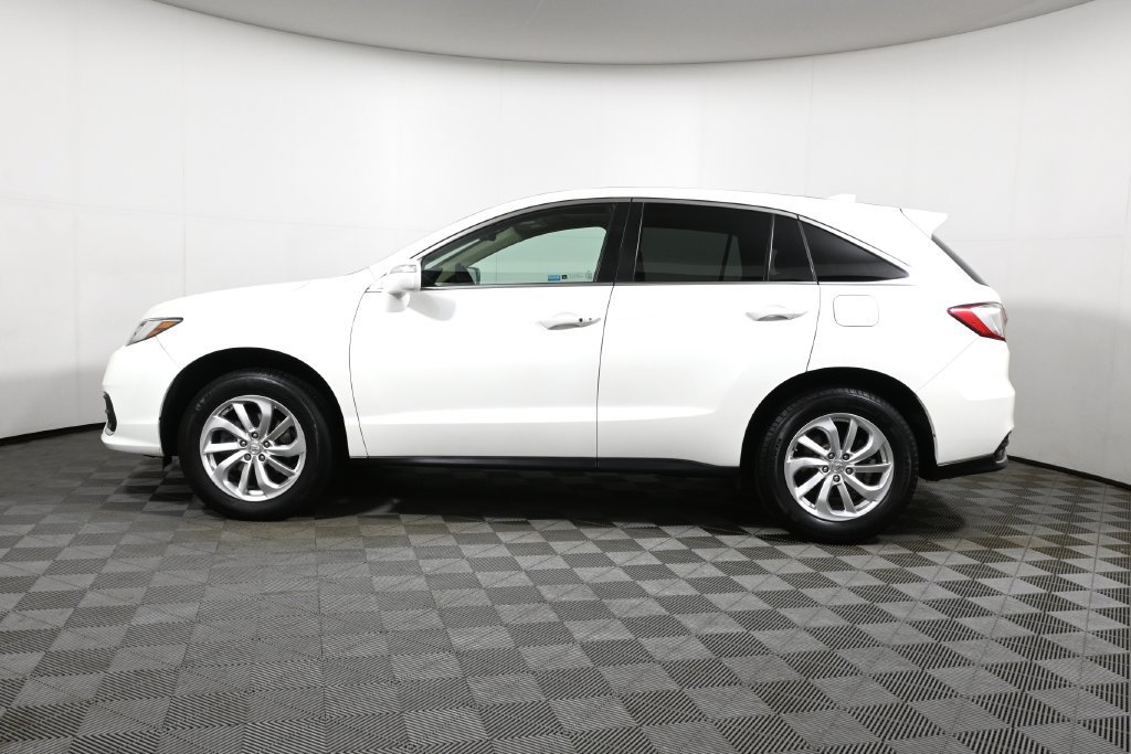 Used 2018 Acura RDX w/ Technology Package AWD/4WD image 2