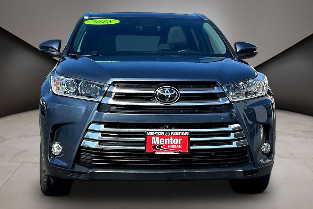 Used 2018 Toyota Highlander Limited Platinum AWD/4WD image 2