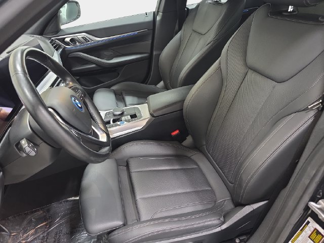Certified 2024 BMW i4 eDrive40 w/ Premium Package RWD image 11
