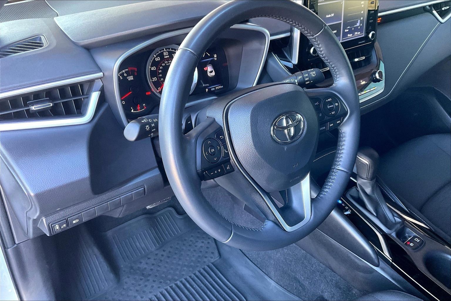 Used 2022 Toyota Corolla SE image 14
