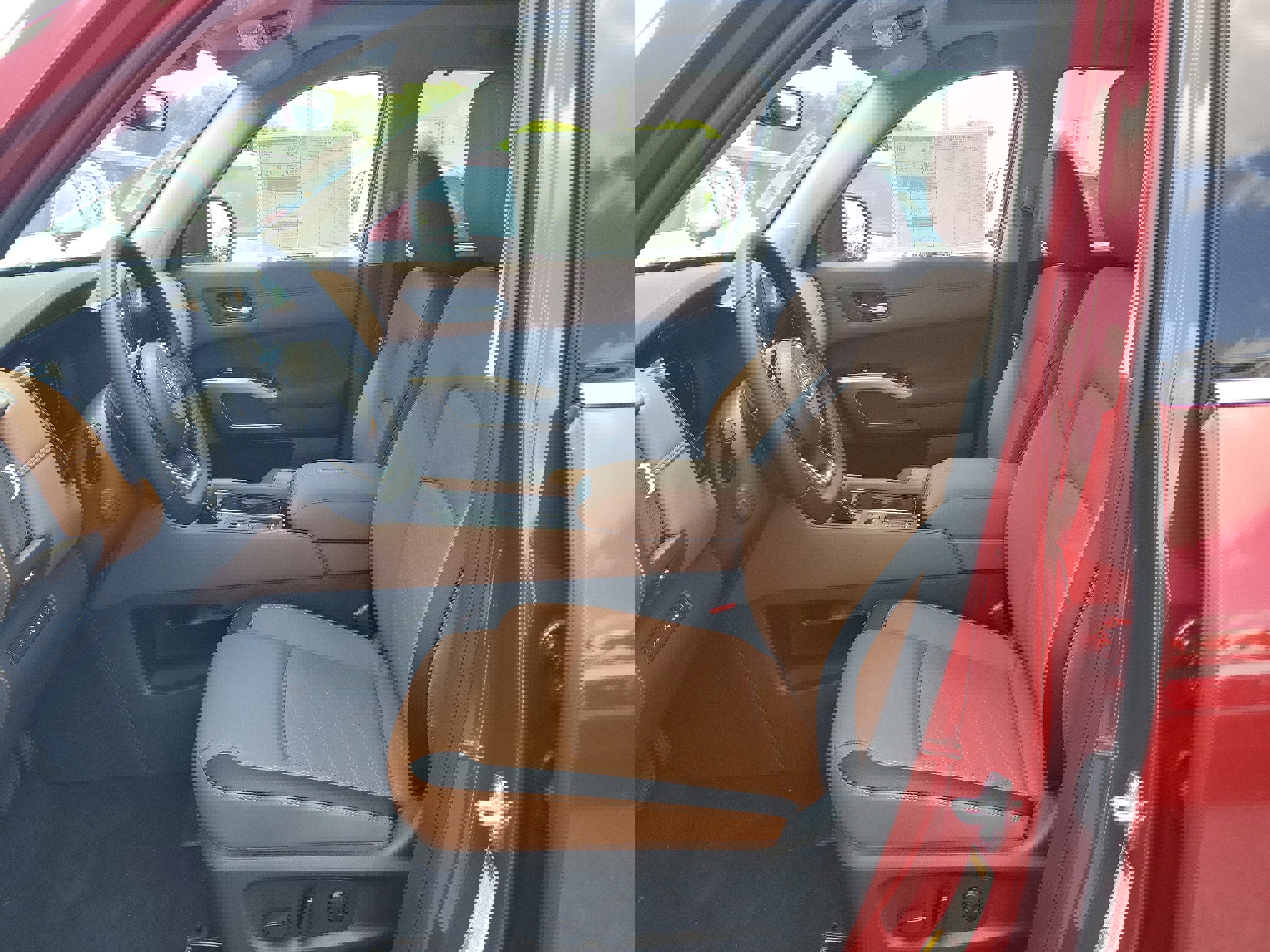 New 2025 Nissan Pathfinder Platinum w/ Cargo Package image 10