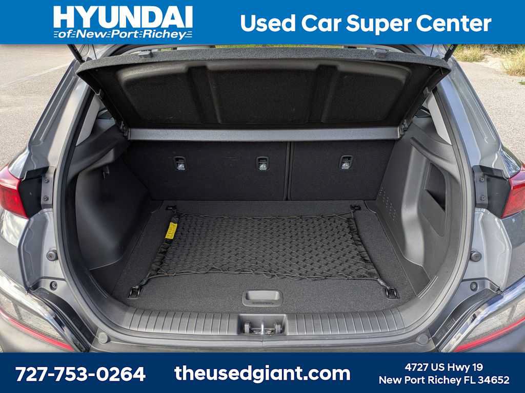 Used 2023 Hyundai Kona SE w/ Cargo Package FWD image 12