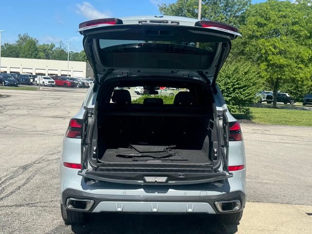 Certified 2024 BMW X5 xDrive40i w/ M Sport Package AWD/4WD image 33
