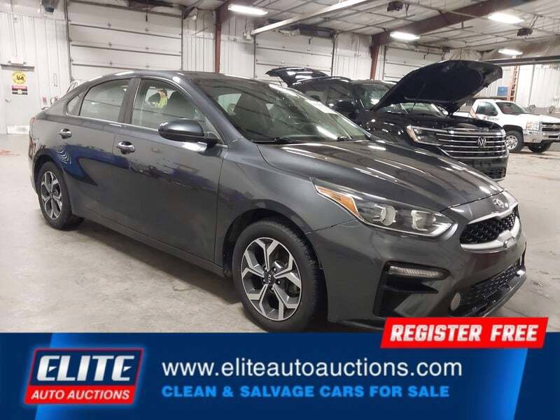Used 2019 Kia Forte LXS FWD image 2