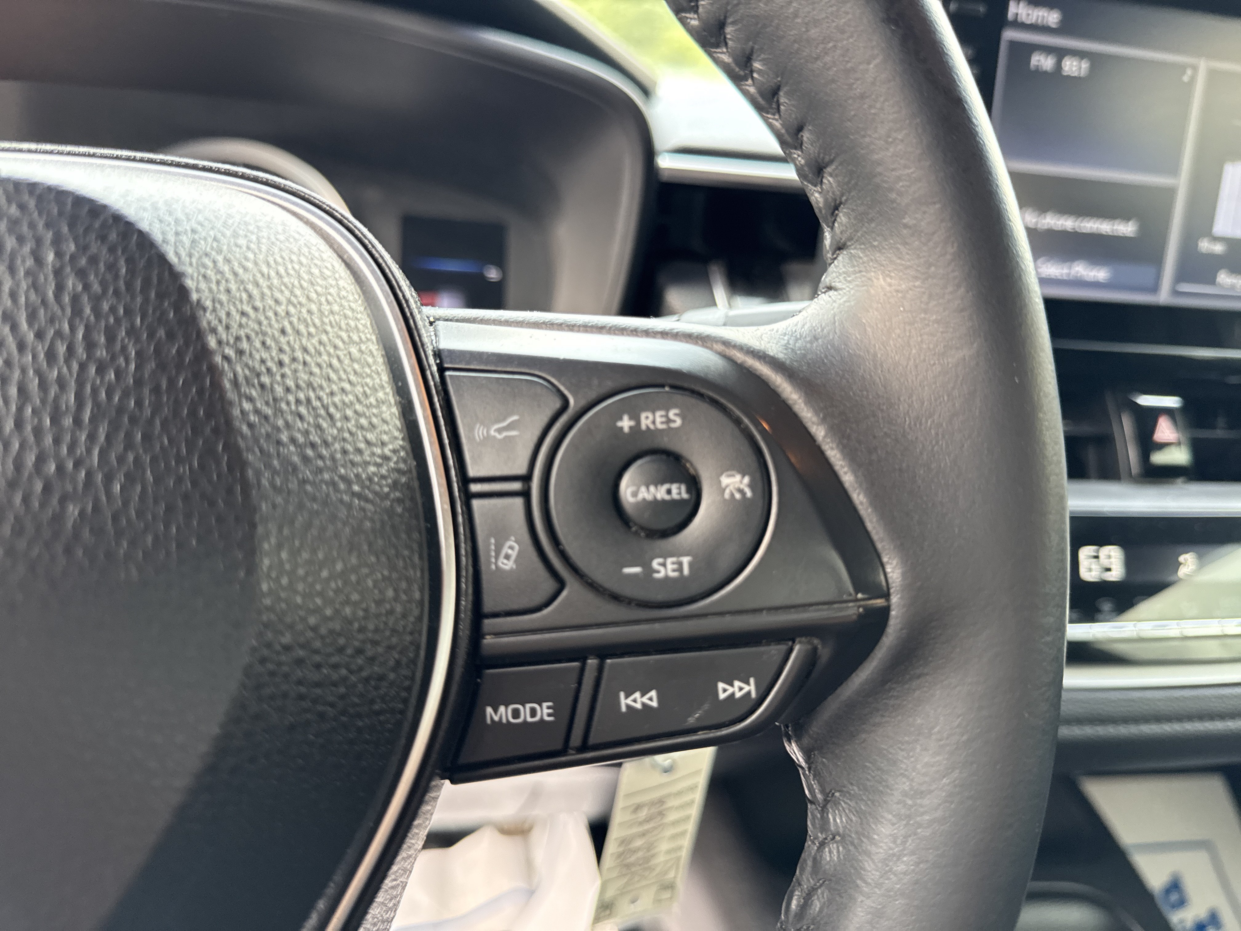 Used 2022 Toyota Corolla SE FWD image 12