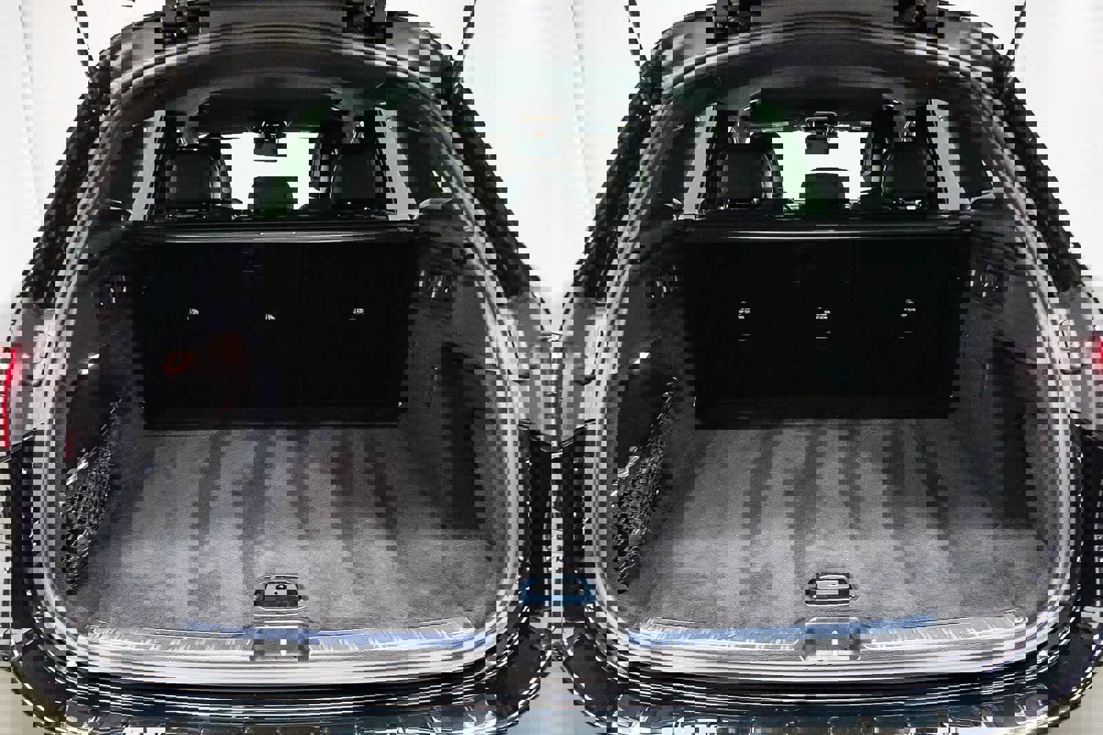 Used 2025 Mercedes-Benz GLC 300 GLC 300 image 28