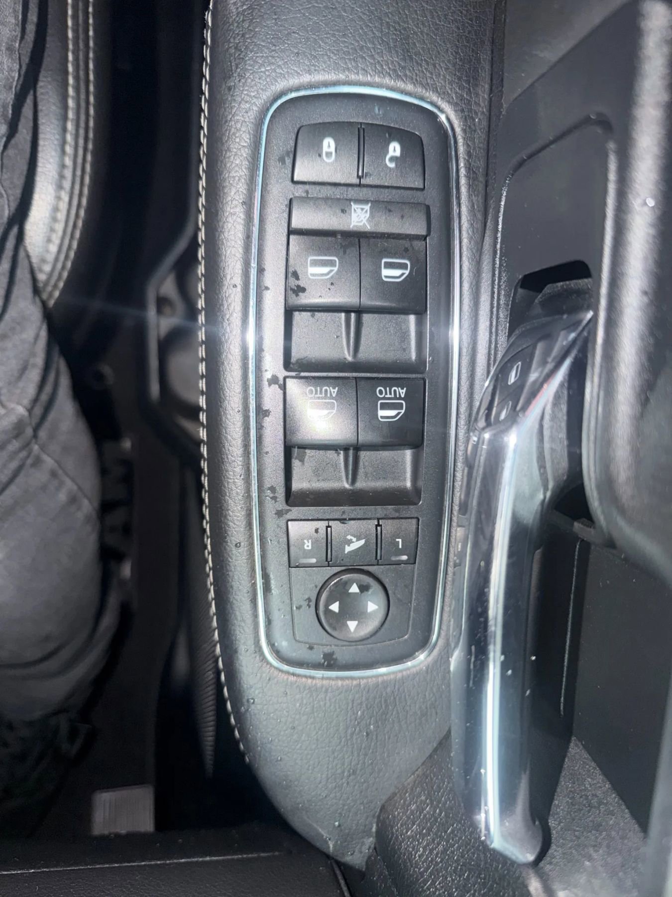 Used 2017 RAM 1500 Sport image 22