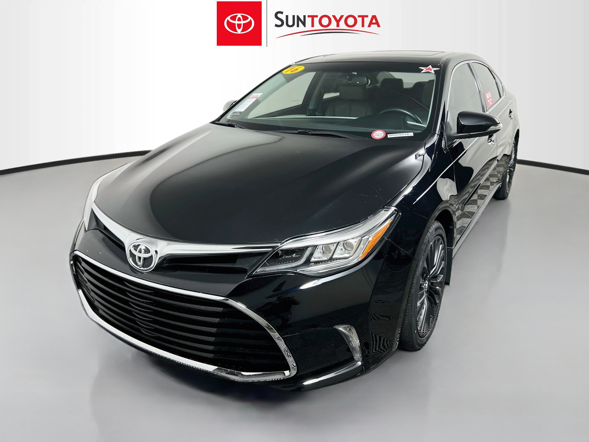 Used 2016 Toyota Avalon Touring FWD image 9