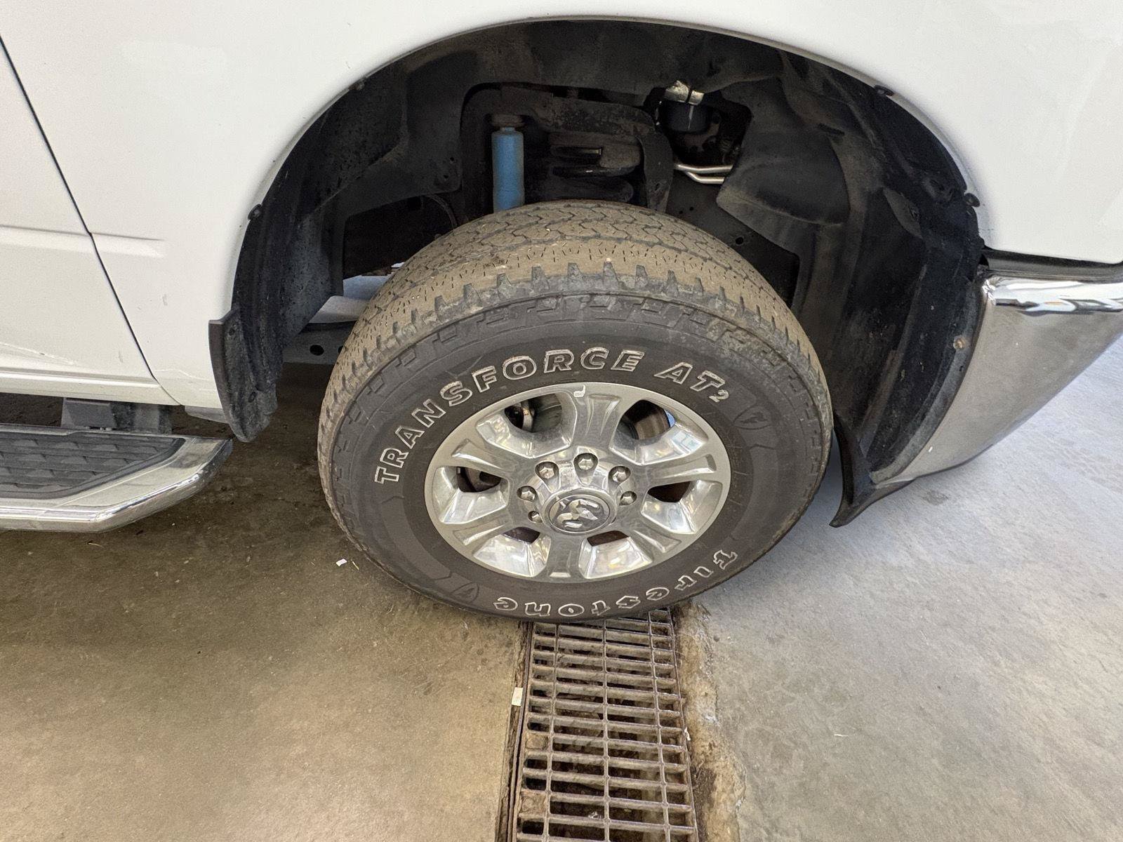 Used 2024 RAM 2500 Big Horn w/ Off Road Package AWD/4WD image 13