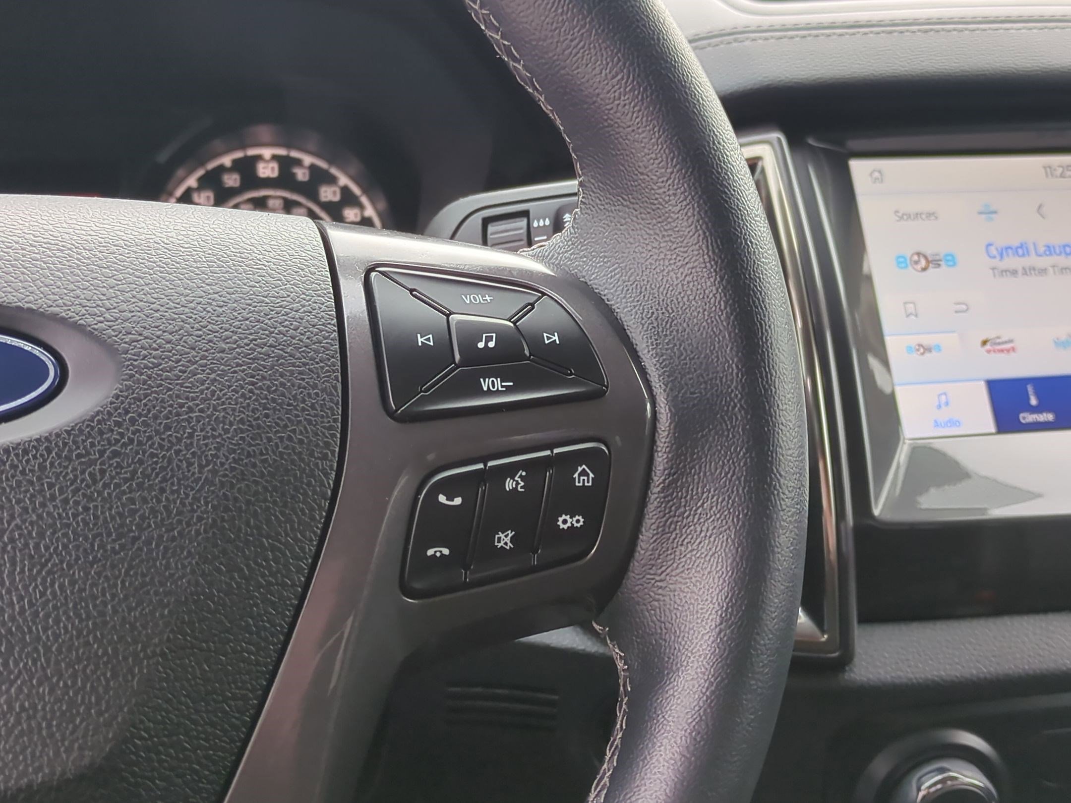 Used 2023 Ford Ranger Lariat w/ Trailer Tow Package image 20