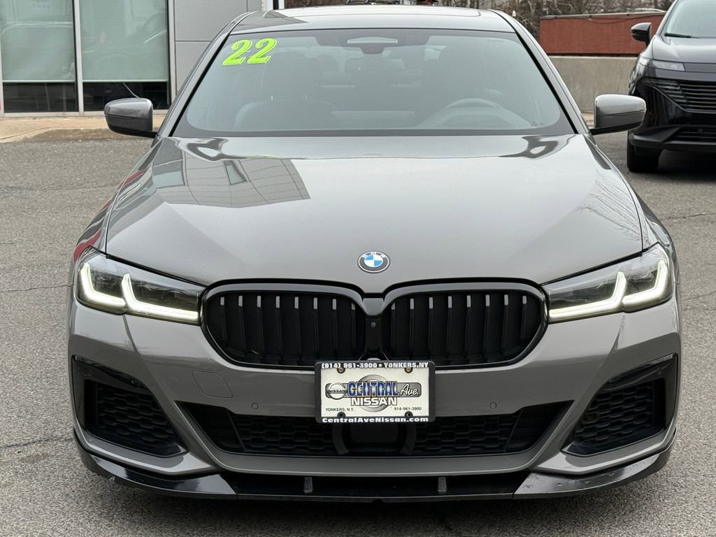Used 2022 BMW M550i xDrive w/ Dynamic Handling Package image 2