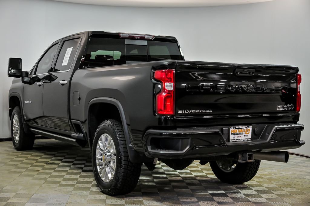 Used 2023 Chevrolet Silverado 3500 High Country image 5