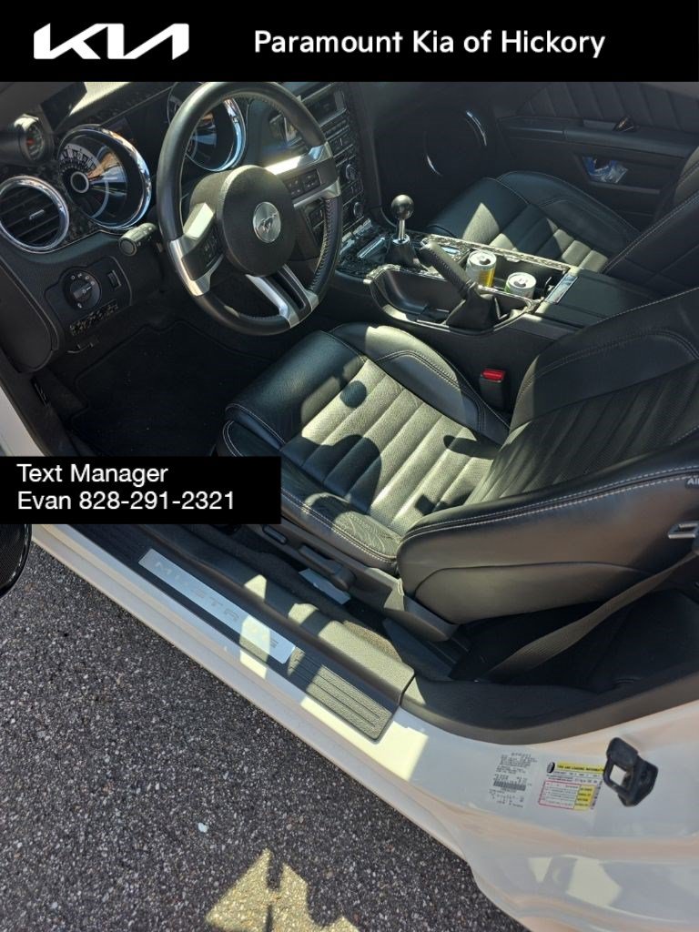 Used 2013 Ford Mustang GT Premium w/ Comfort Pkg RWD image 16
