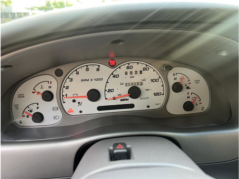 Used 2001 Ford Explorer Sport Trac 2WD image 17