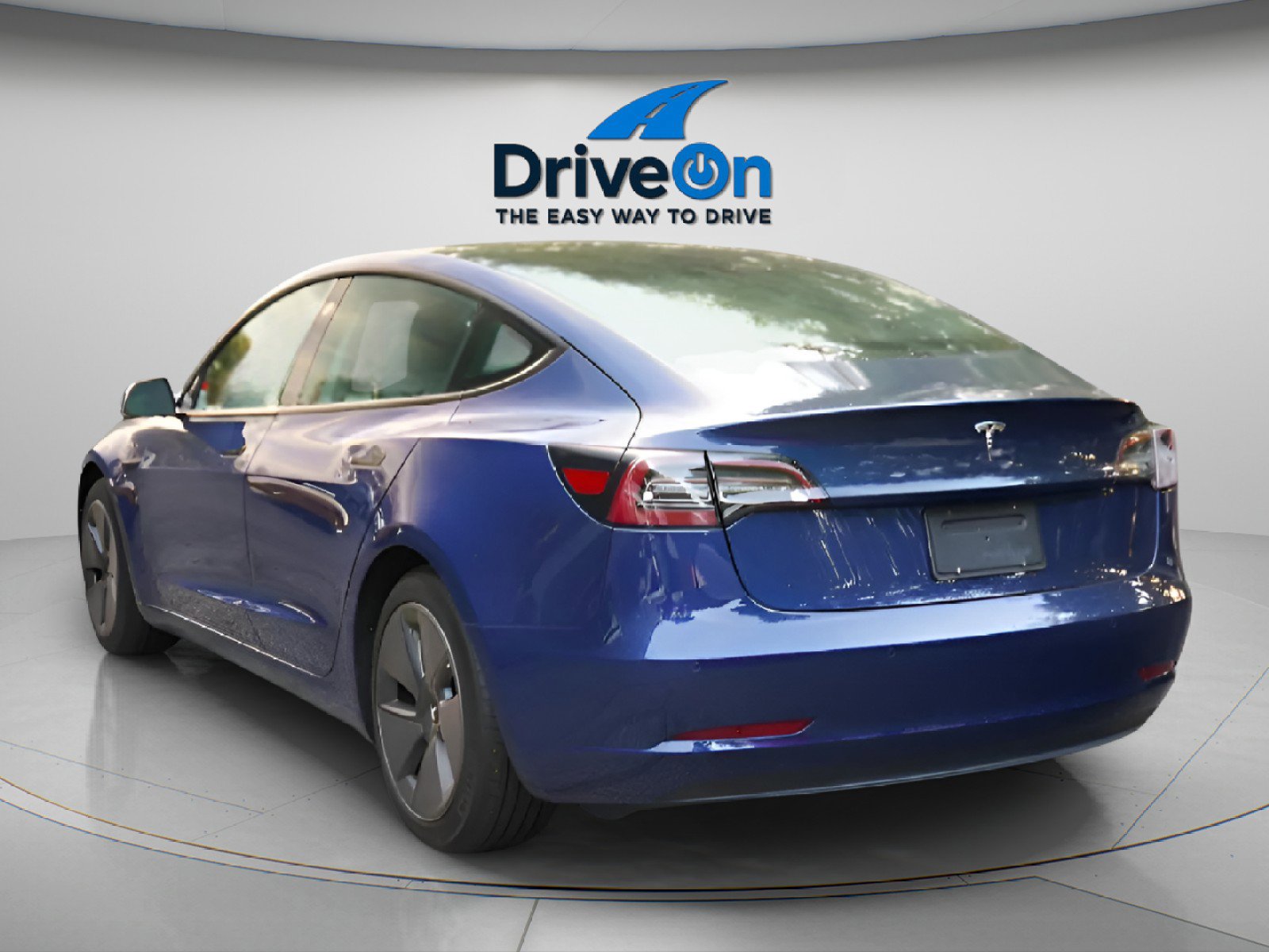 Used 2021 Tesla Model 3 Standard Range Plus image 7