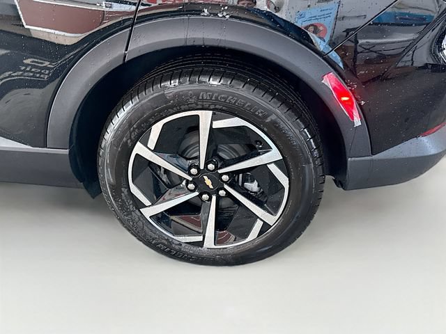 New 2026 Chevrolet Equinox EV LT FWD image 31