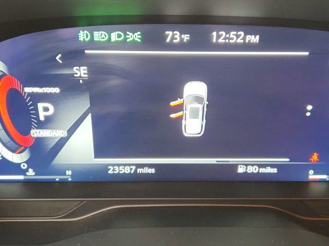 Used 2025 Nissan Pathfinder Platinum w/ Cargo Package image 23