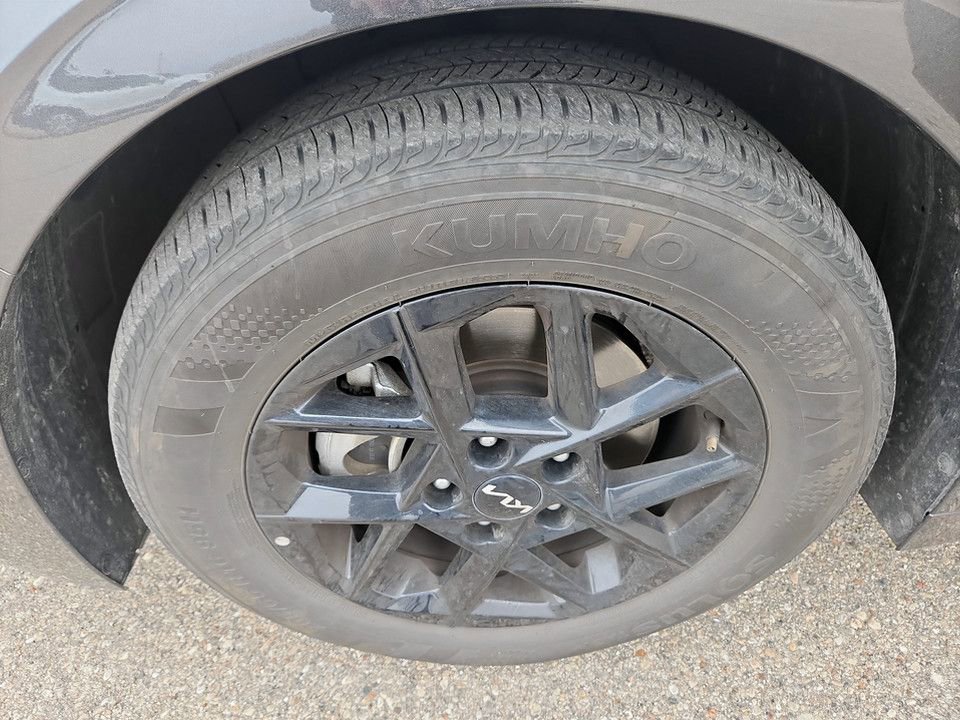 Used 2025 Kia K5 LXS image 36