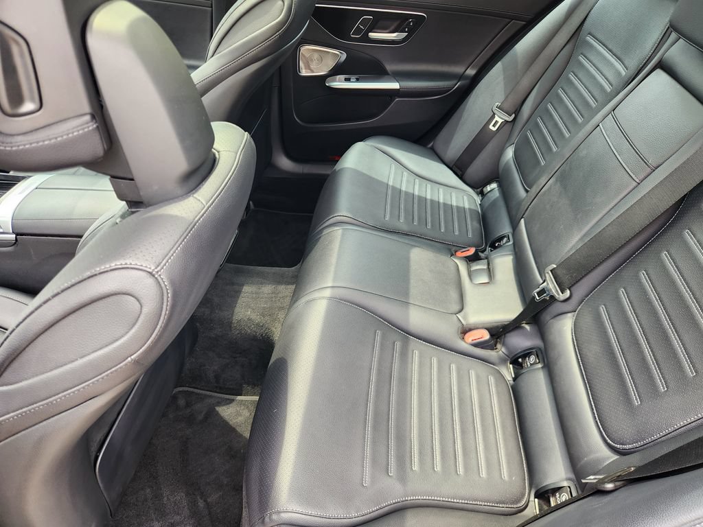 Certified 2024 Mercedes-Benz C 300 4MATIC Sedan image 11