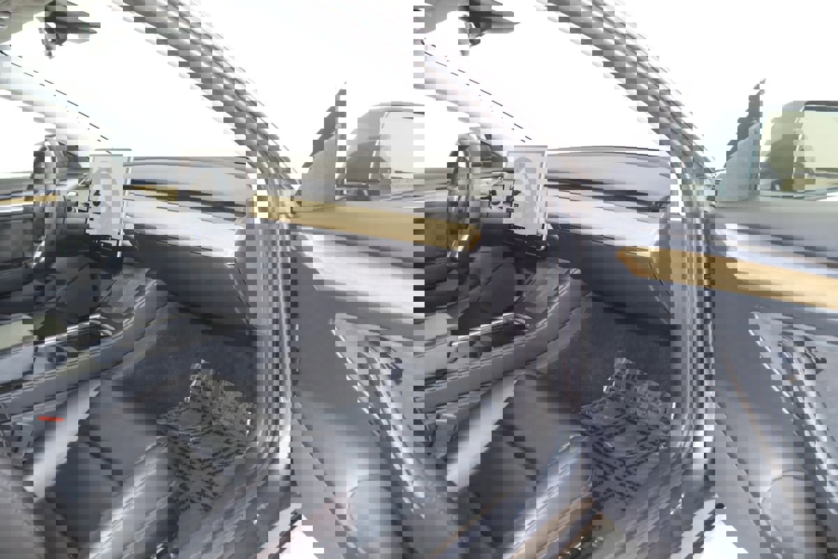 Used 2021 Tesla Model 3 Long Range image 40