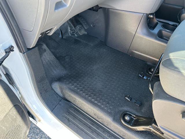 Used 2018 Nissan NV200 SV w/ Navigation Package image 20