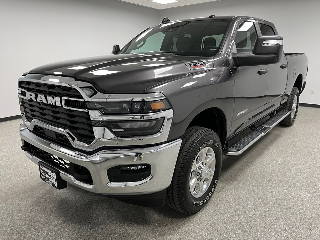 Used 2025 RAM 2500 Big Horn AWD/4WD image 4