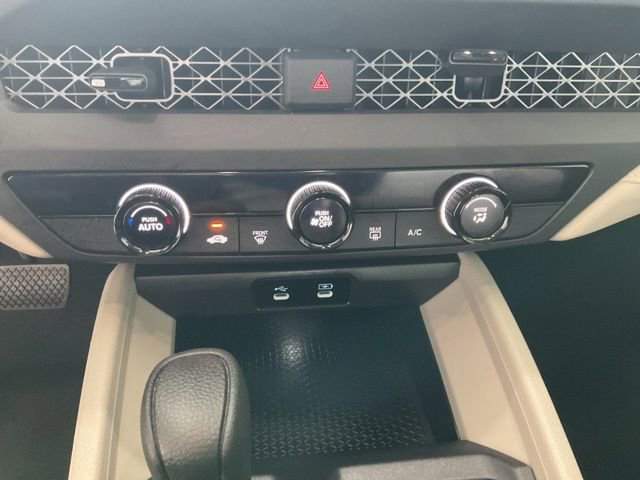 Certified 2025 Honda Accord LX image 11