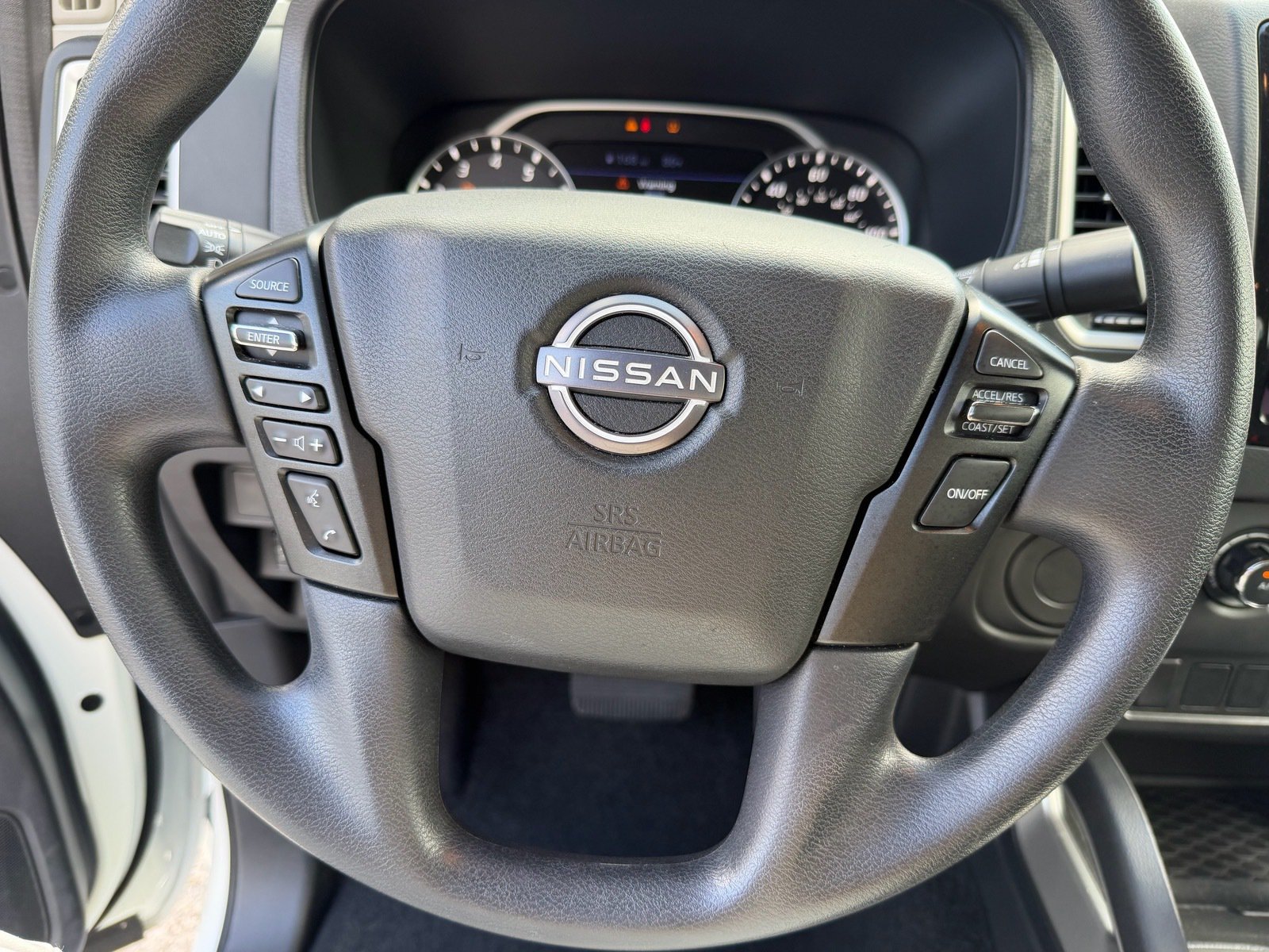 Certified 2024 Nissan Frontier SV RWD image 23