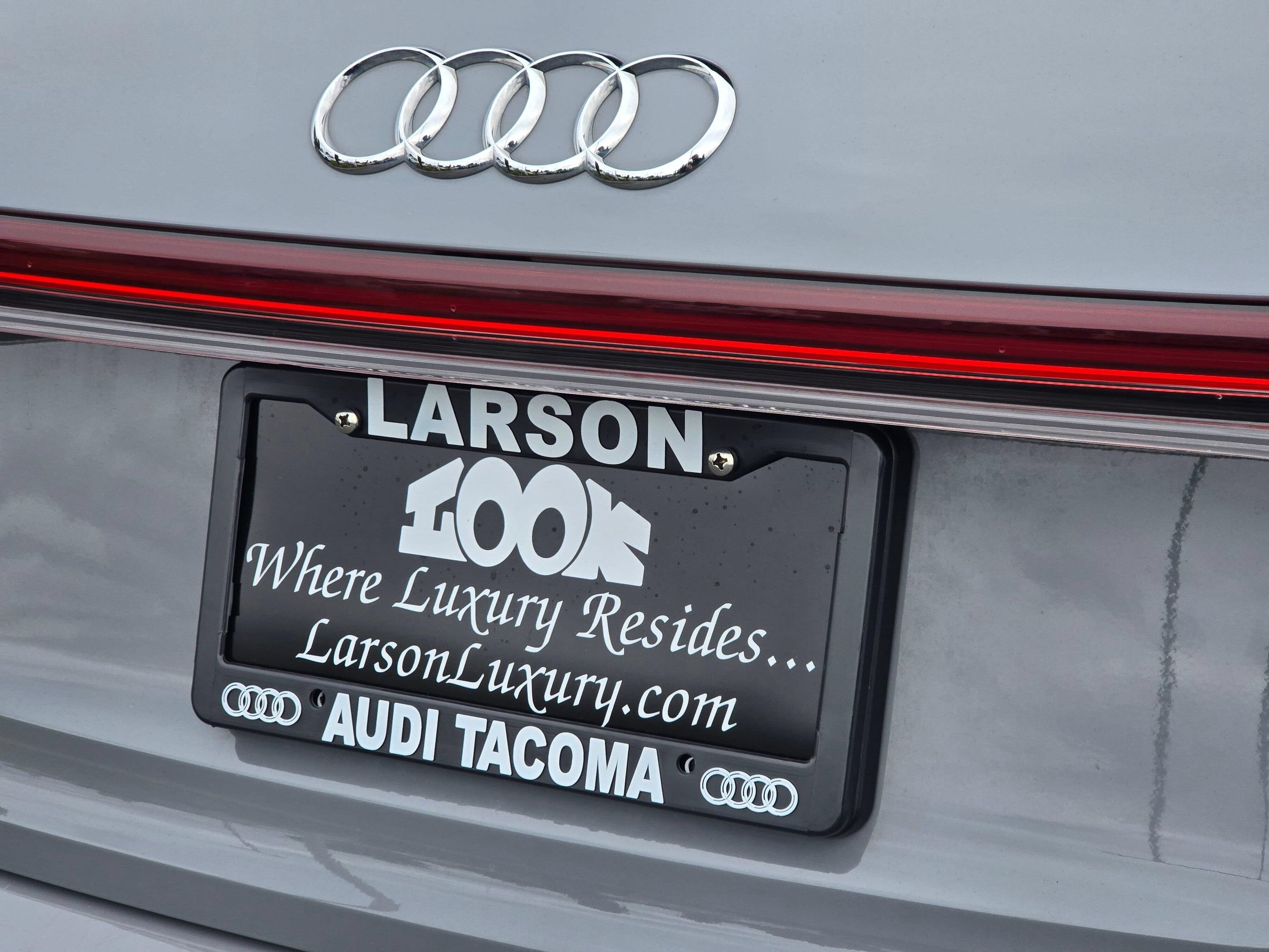 Used 2023 Audi Q4 e-tron Premium Plus w/ Premium Plus AWD/4WD image 32