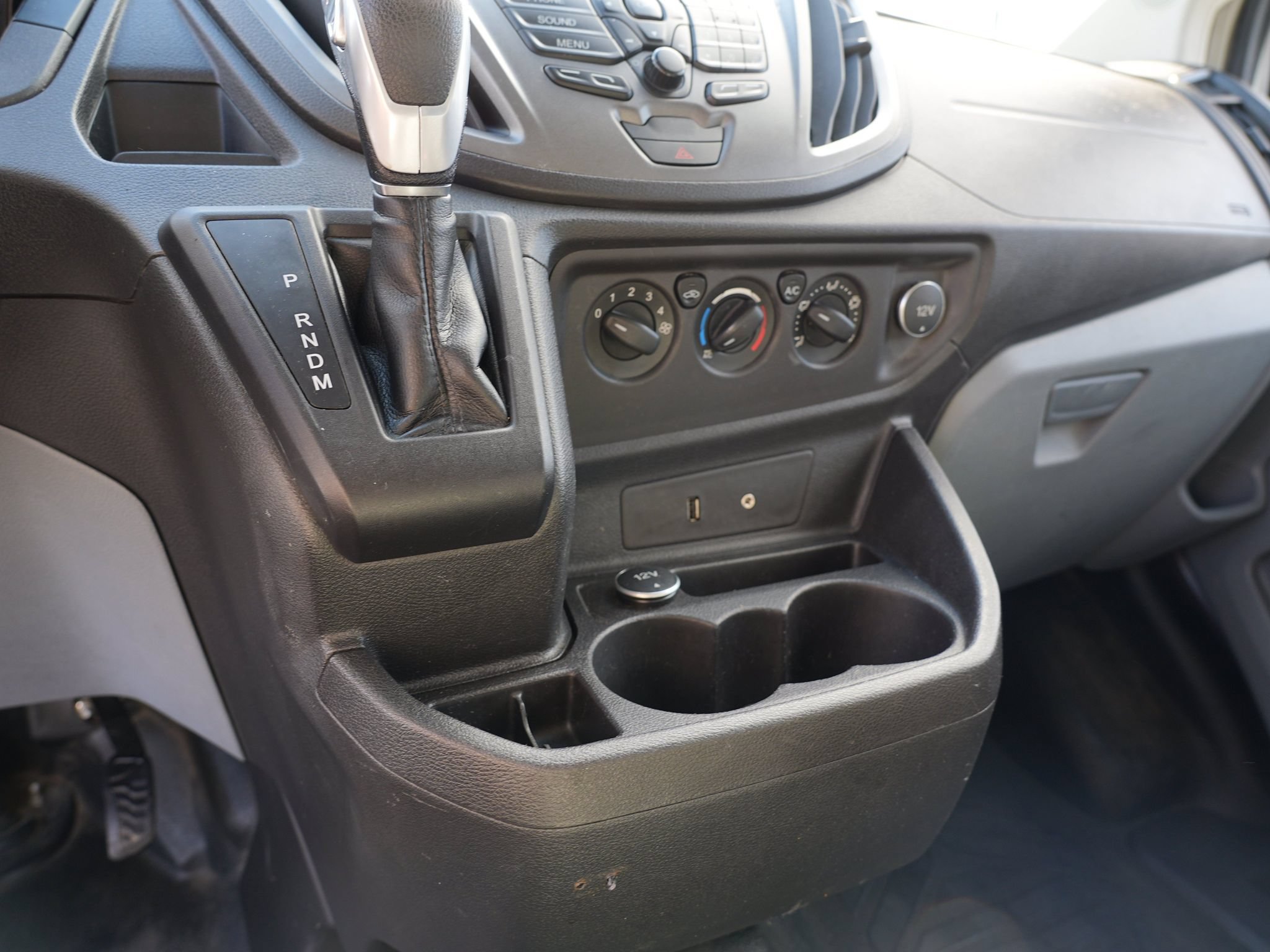 Used 2016 Ford Transit 150 130 Low Roof RWD image 23