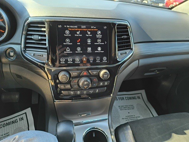 Used 2022 Jeep Grand Cherokee Laredo X image 22