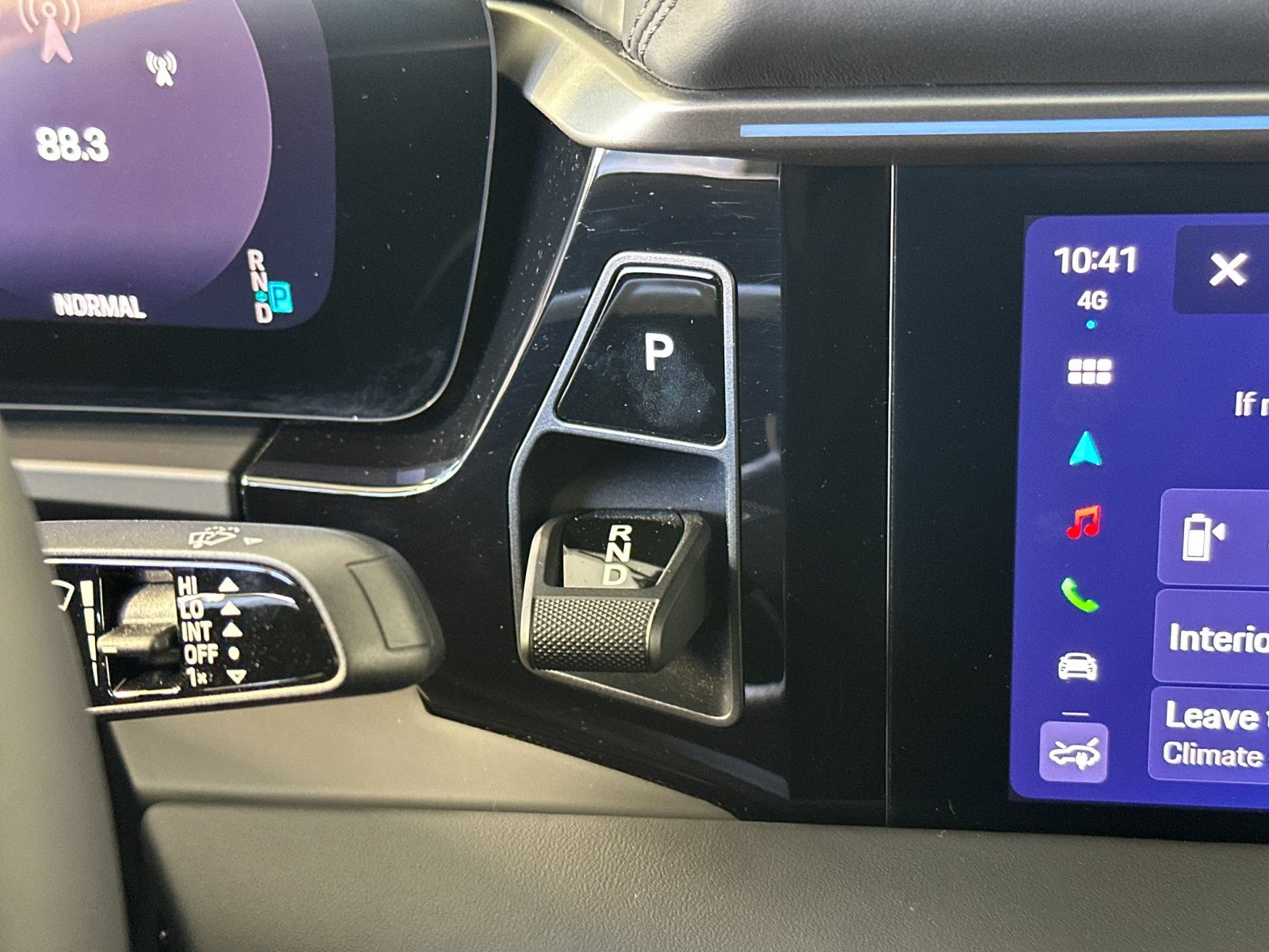 Certified 2025 Porsche Macan Electric RWD image 26
