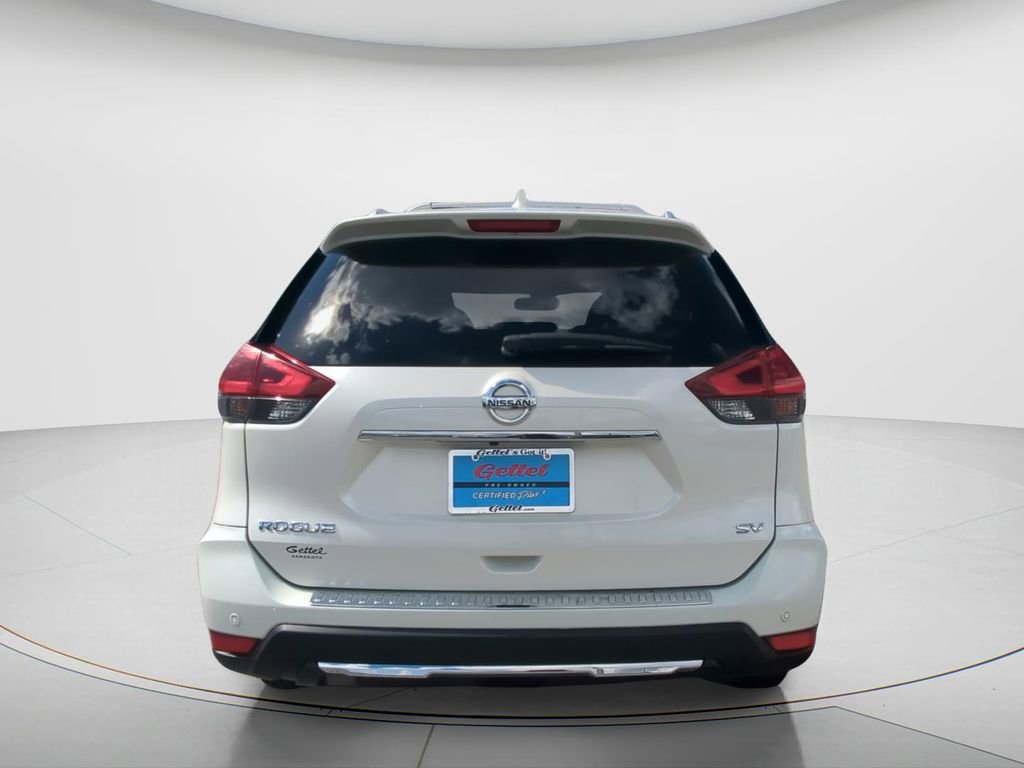 Certified 2020 Nissan Rogue SV image 5
